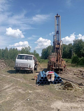В Бунькове строят новую скважину